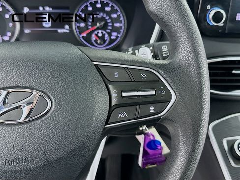 Used 2022 Hyundai Santa Fe SE FWD image 17
