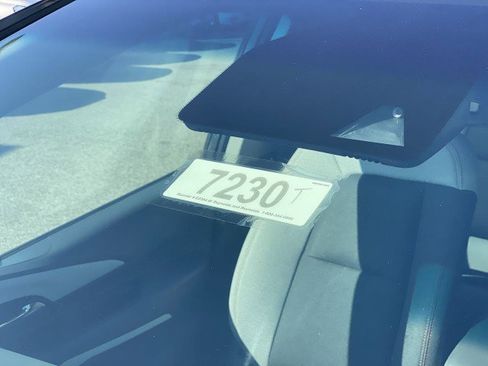 Used 2019 Chevrolet Bolt LT image 33