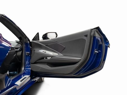 Used 2025 Chevrolet Corvette Stingray Coupe image 50