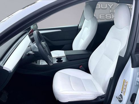 Used 2023 Tesla Model Y Long Range image 24