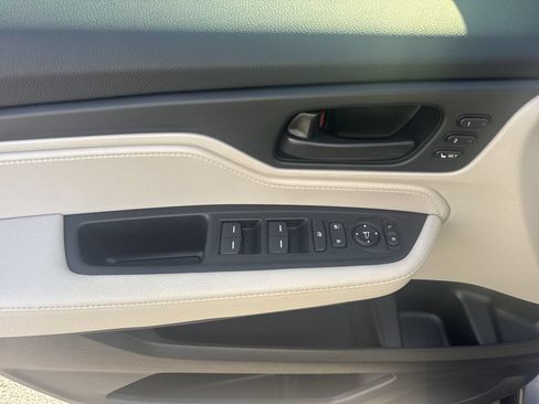 Used 2026 Honda Odyssey EX-L image 10