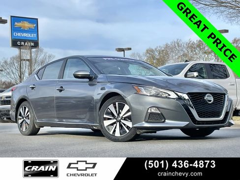 Used 2022 Nissan Altima 2.5 SV image 1