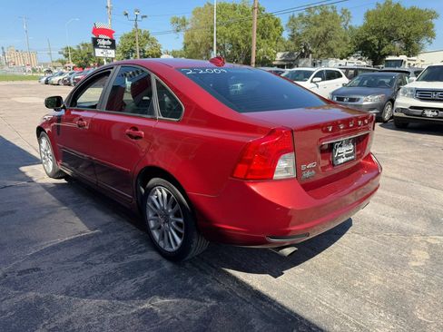 Used 2011 Volvo S40 T5 w/ Climate Pkg FWD image 5