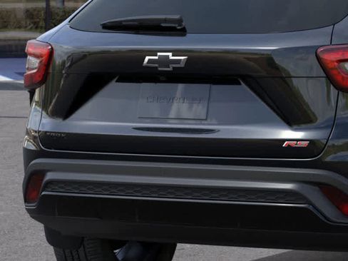New 2026 Chevrolet Trax RS w/ Sunroof Package image 14