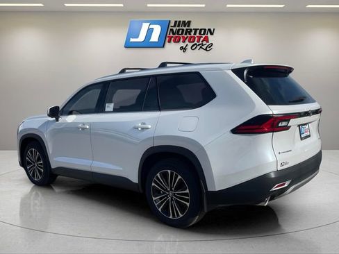 New 2026 Toyota Grand Highlander MAX Platinum image 7