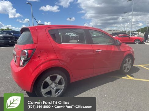 Used 2015 Chevrolet Sonic LTZ FWD image 8