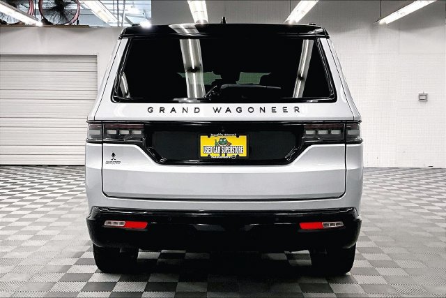Used 2024 Jeep Grand Wagoneer Series II Obsidian w/ Quick Order Packagew 28T AWD/4WD image 5