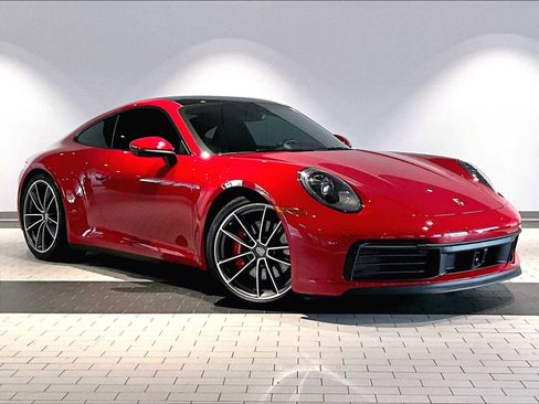 Used 2024 Porsche 911 Carrera S w/ Sport Package image 12