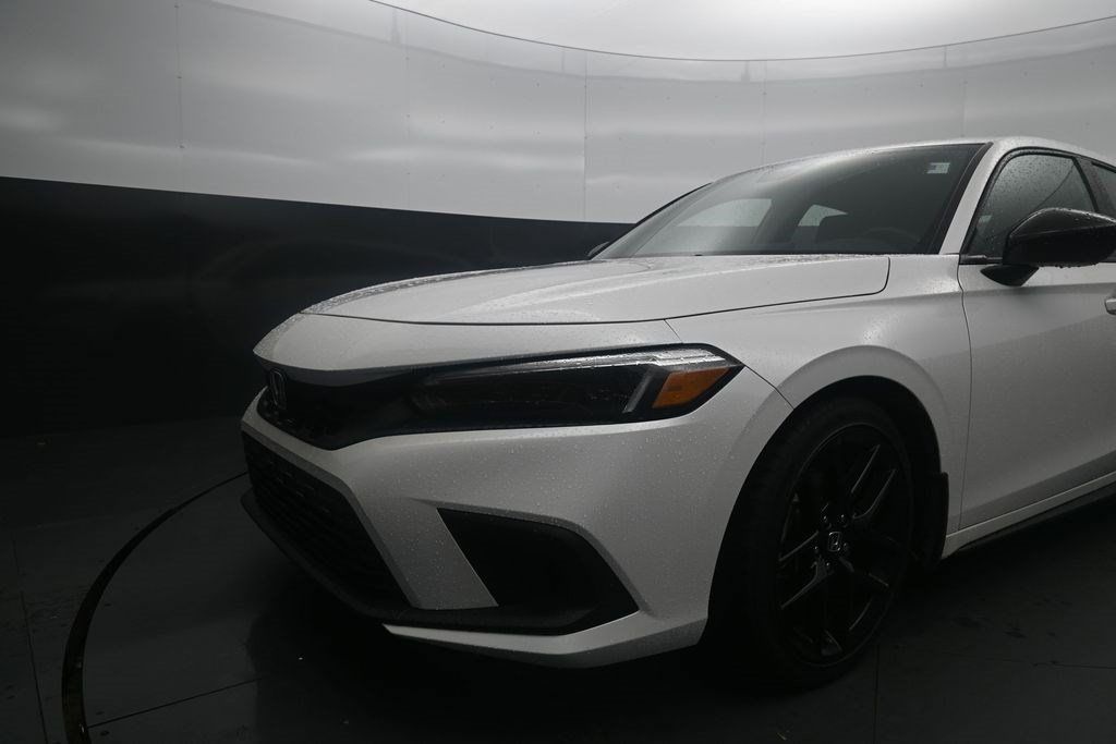 Used 2024 Honda Civic Sport image 9