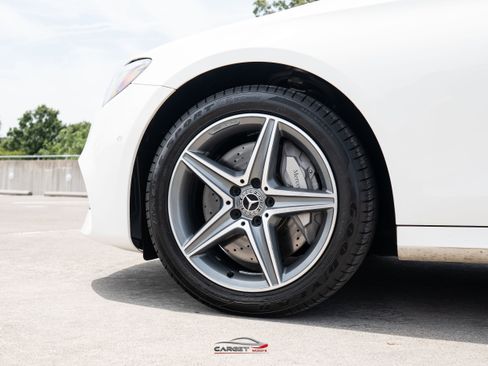 Used 2019 Mercedes-Benz E 450 4MATIC Sedan w/ Premium Package image 10