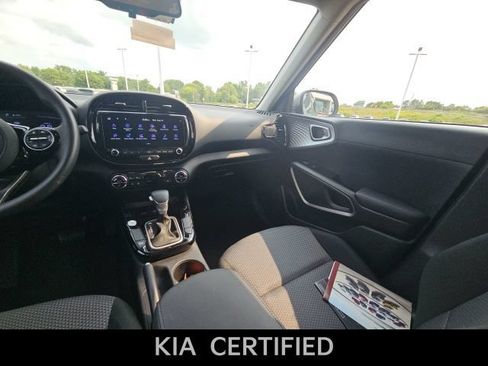 Used 2024 Kia Soul S FWD image 31