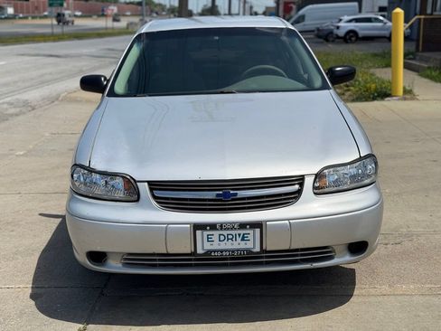 Used 2003 Chevrolet Malibu V6 w/ Preferred Equipment Group 1 FWD image 2