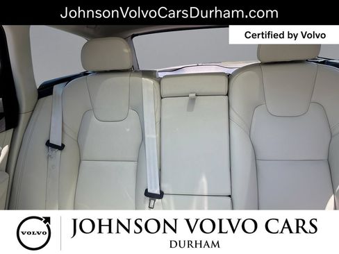 Certified 2025 Volvo V90 B6 Cross Country Plus AWD/4WD image 27