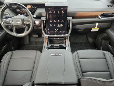 New 2026 GMC Yukon Denali w/ Denali Reserve Package image 19