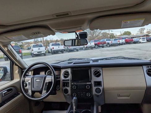 Used 2017 Ford Expedition EL Limited w/ Equipment Group 301A image 20