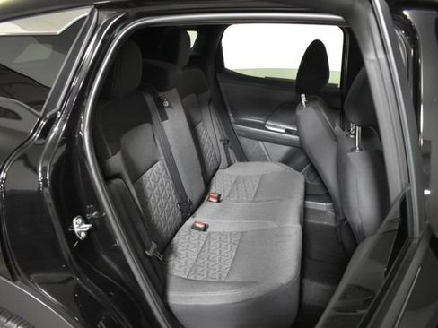 Certified 2025 Nissan Kicks SV AWD/4WD image 28