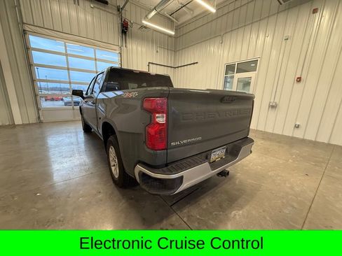 Used 2025 Chevrolet Silverado 1500 LT image 8