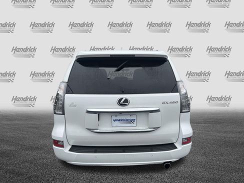 Used 2022 Lexus GX 460 Premium w/ Premium Package image 9