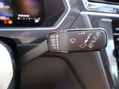 Used 2024 Volkswagen Tiguan Wolfsburg Edition image 52