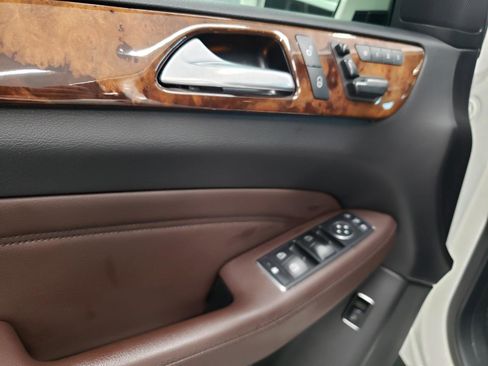 Used 2014 Mercedes-Benz ML 350 2WD image 21