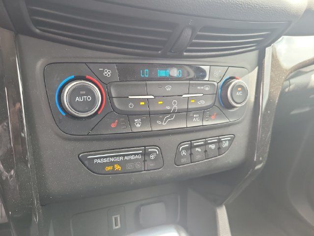 Used 2019 Ford Escape Titanium w/ U9j03 - Titanium Tow Package AWD/4WD image 33