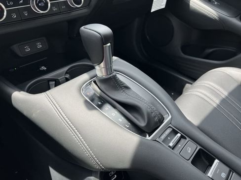 New 2026 Honda HR-V EX-L image 19