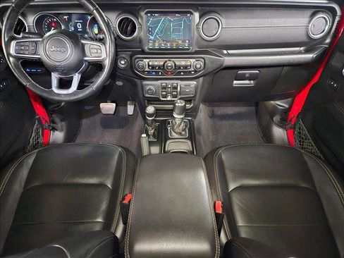 Used 2021 Jeep Wrangler Unlimited Sahara w/ Cold Weather Group image 17