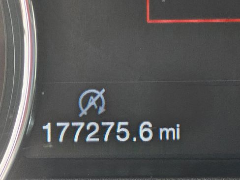 Used 2018 Ford F150 Lariat w/ Equipment Group 501A Mid image 19