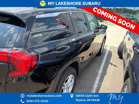 Used 2021 GMC Terrain SLE w/ Driver Convenience Package AWD/4WD image 5