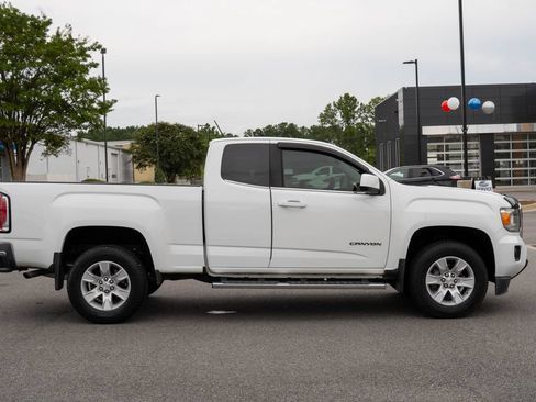 Used 2018 GMC Canyon SLE RWD image 8