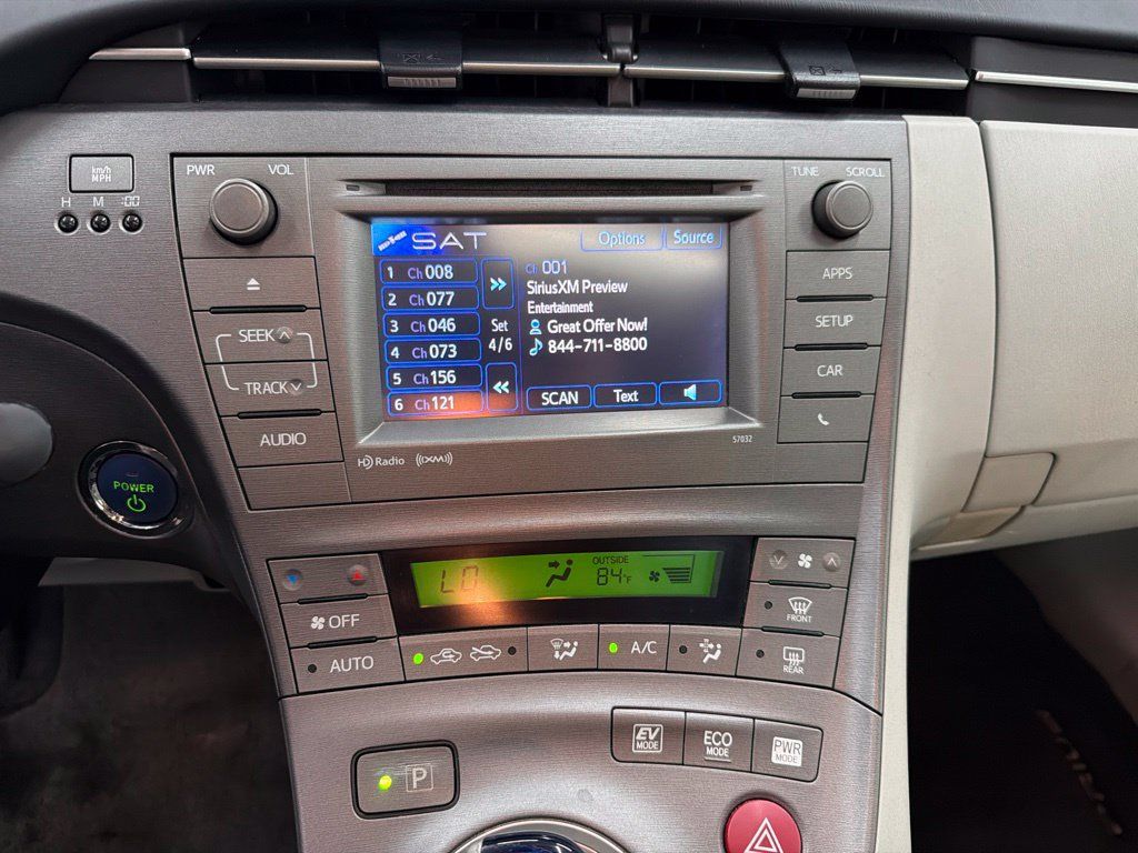 Used 2012 Toyota Prius Three w/ Solar Roof Pkg FWD image 15