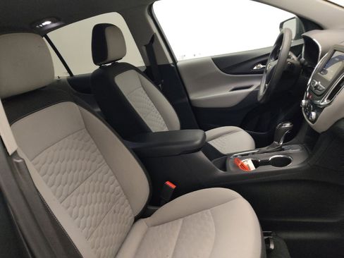 Used 2020 Chevrolet Equinox LS w/ LS Convenience Package FWD image 21