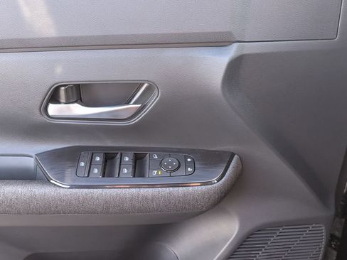 New 2026 Nissan Kicks SV w/ Cold Weather Package FWD image 18