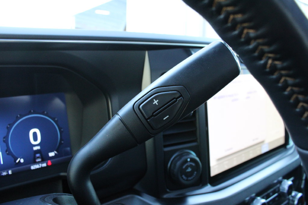 Used 2024 Ford F350 Platinum AWD/4WD image 15