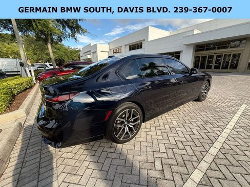 Used 2025 BMW 760i xDrive w/ Executive Package image 8
