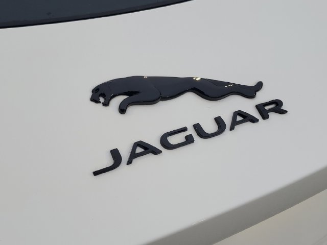 Used 2024 Jaguar F-TYPE Coupe AWD image 7