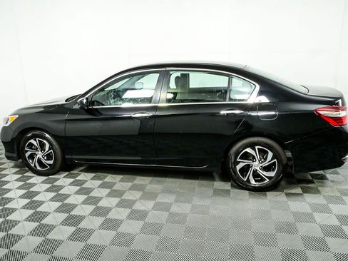 Used 2016 Honda Accord LX image 26