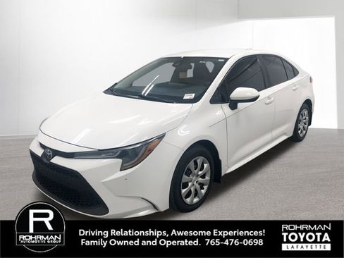 Used 2021 Toyota Corolla LE FWD image 1