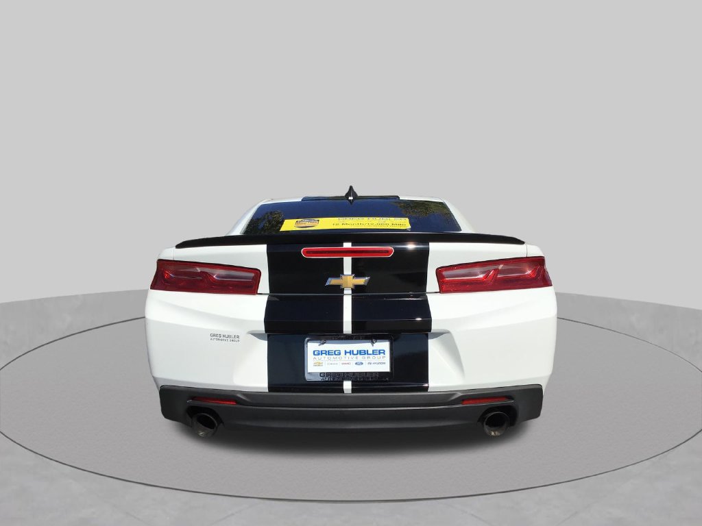 Used 2016 Chevrolet Camaro LT RWD image 9