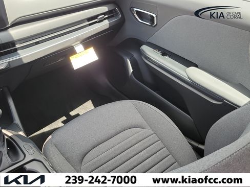 New 2025 Kia K4 EX FWD image 18