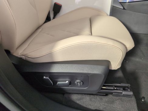 Used 2025 BMW X3 xDrive30i w/ Convenience Package image 31