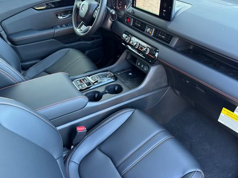 New 2026 Honda Pilot TrailSport image 27