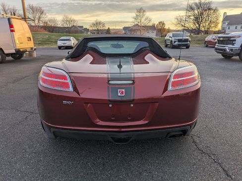 Used 2009 Saturn Sky Ruby Red image 6