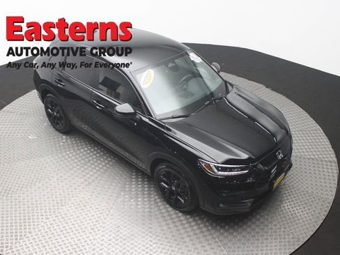 Used 2024 Honda HR-V Sport image 3