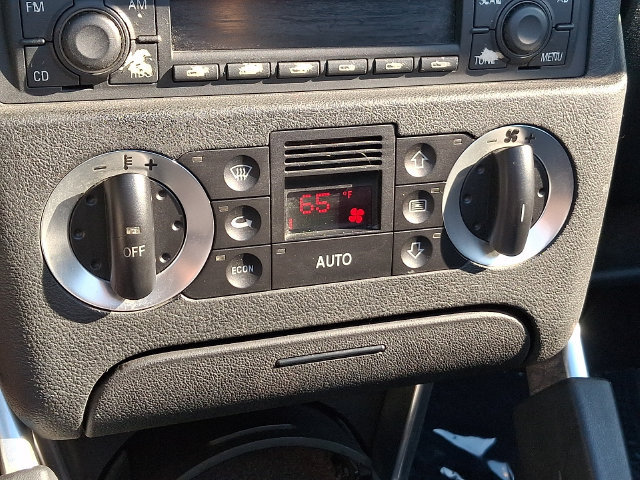 Used 2002 Audi TT 1.8T AWD/4WD image 18