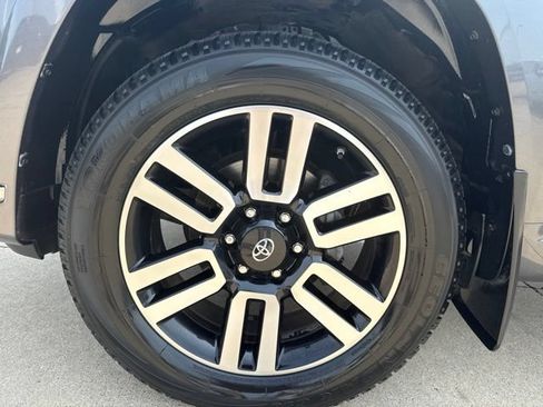 Certified 2018 Toyota 4Runner Limited AWD/4WD image 6