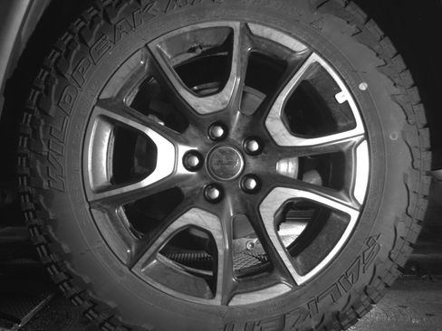 Used 2025 Jeep Compass Trailhawk image 14