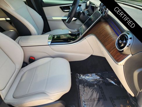 Certified 2026 Mercedes-Benz GLC 300 image 3