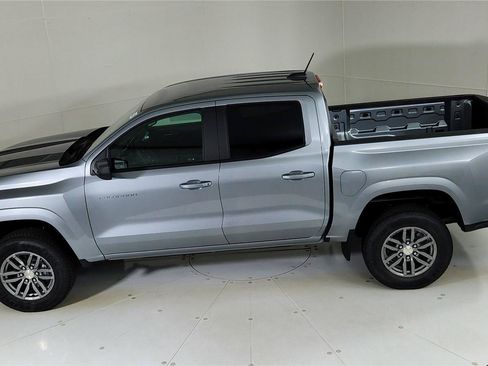 Used 2023 Chevrolet Colorado LT w/ LT Convenience Package II RWD image 22