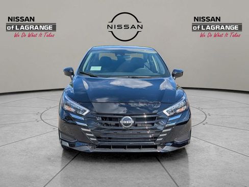 New 2025 Nissan Versa SV w/ Trunk Package FWD image 2